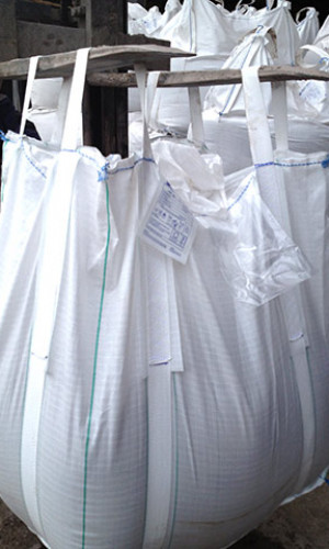 Manufacture of industrial packagings made of polypropylene. Photos